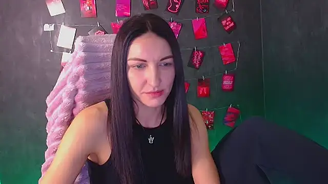 Aurora Loveu online show from January 2026 01:24:01 PM