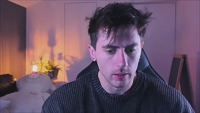 Oscar Miller  online show from November 2025 08:40:01 PM