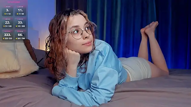 VedaSchulz online show from November 2025 06:54:01 PM