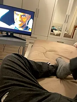 Snapshot of geilheit12 chatting on January 2026 06:32:02 PM geilheit12 online show from January 2026 06:32:02 PM