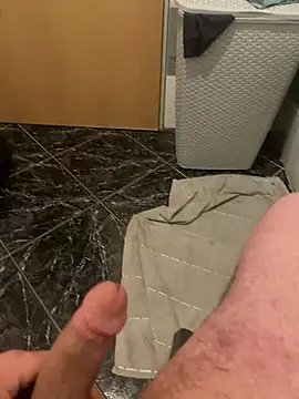 Snapshot of geilheit12 chatting on February 2026 02:12:02 AM geilheit12 online show from February 2026 02:12:02 AM