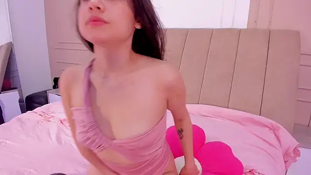 ameliiaa smith online show from June 2026 10:48:02 PM