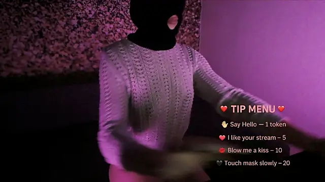 Snapshot of MaskedSeductress chatting on October 2025 07:56:02 PM MaskedSeductress online show from October 2025 07:56:02 PM