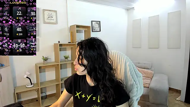 Snapshot of Samantha_blow chatting on September 2025 03:52:01 AM Samantha blow online show from September 2025 03:52:01 AM