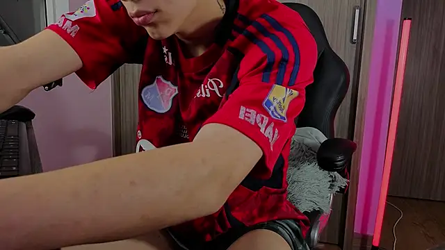 thomas  brandd1 online show from September 2025 10:26:01 AM