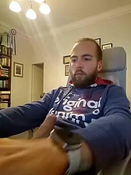 Snapshot of MrBig303 chatting on October 2025 04:53:02 PM MrBig303 online show from October 2025 04:53:02 PM