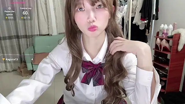 Yiyi-707 online show from October 2025 12:16:02 PM