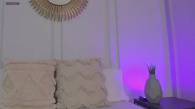 Snapshot of CharlotteBrownn_ chatting on May 2026 12:29:01 AM CharlotteBrownn online show from May 2026 12:29:01 AM