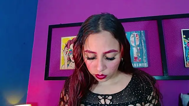 Naomi Blomm online show from September 2025 05:26:03 PM