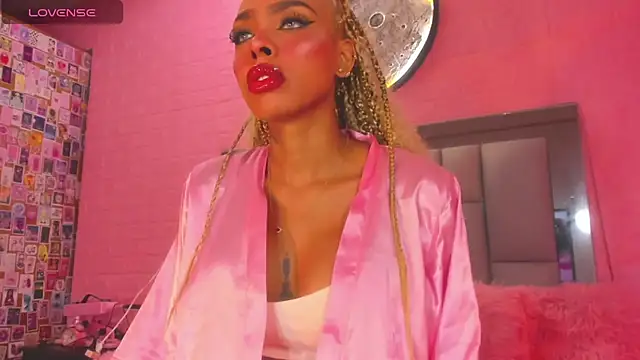 Nicole Rosales online show from September 2025 03:06:02 AM