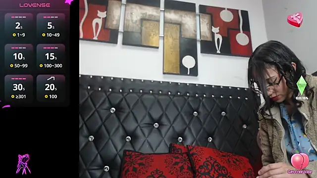 Snapshot of Engeelll chatting on February 2026 06:14:01 PM Engeelll online show from February 2026 06:14:01 PM