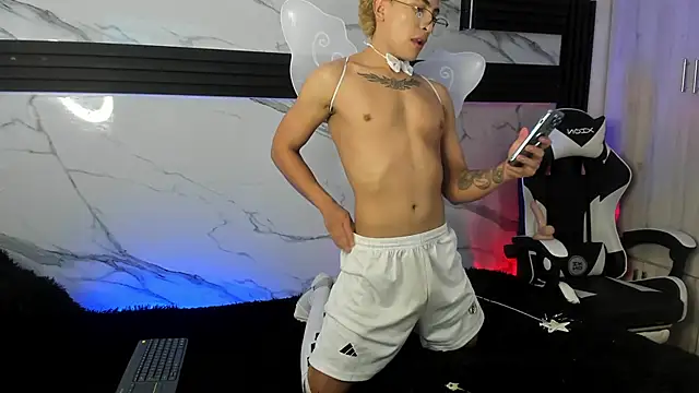 Snapshot of Saimonvela chatting on October 2025 12:13:01 AM Saimonvela online show from October 2025 12:13:01 AM