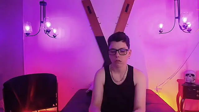 SpencerMontgomery online show from November 2025 07:45:02 PM