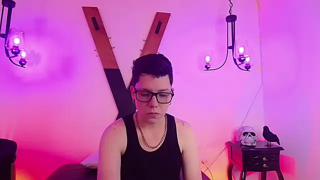 SpencerMontgomery online show from November 2025 08:54:02 PM