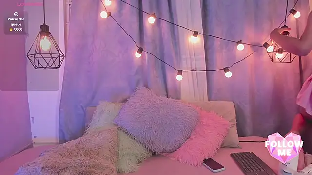 Snapshot of Matias_skinny chatting on December 2025 04:18:02 AM Matias skinny online show from December 2025 04:18:02 AM