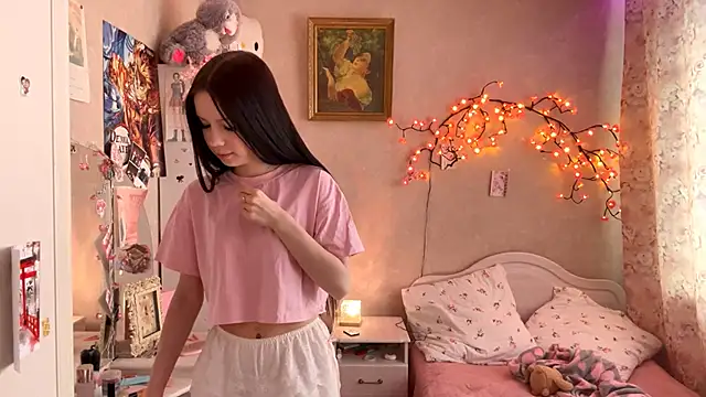 AxyKitten online show from November 2025 09:00:02 AM