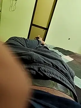 Kartik200798 online show from October 2025 11:43:01 AM