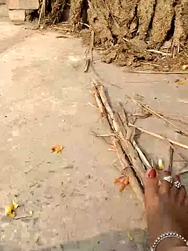 SHABNAM G online show from December 2025 08:08:02 AM