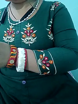 Snapshot of Anjali-bhabhi chatting on October 2025 03:40:01 PM Anjali-bhabhi online show from October 2025 03:40:01 PM