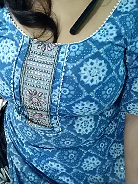 Snapshot of Anjali-bhabhi chatting on November 2025 10:42:02 PM Anjali-bhabhi online show from November 2025 10:42:02 PM