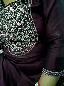 Snapshot of Anjali-bhabhi chatting on November 2025 05:58:02 PM Anjali-bhabhi online show from November 2025 05:58:02 PM