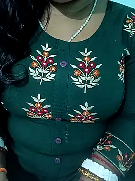 Snapshot of Anjali-bhabhi chatting on November 2025 05:33:02 PM Anjali-bhabhi online show from November 2025 05:33:02 PM