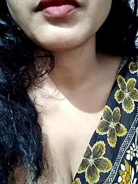Snapshot of spicysuhana chatting on September 2025 11:49:01 PM spicysuhana online show from September 2025 11:49:01 PM