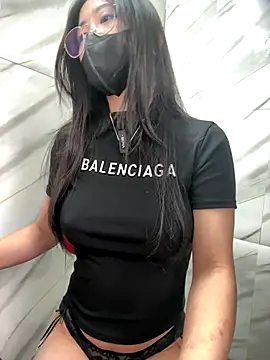 Voyerra g online show from November 2025 03:21:02 AM