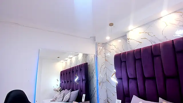 Snapshot of cloe_spencerr chatting on November 2025 06:31:02 PM cloe spencerr online show from November 2025 06:31:02 PM