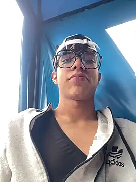 diegoand0911 online show from May 2026 03:54:01 PM