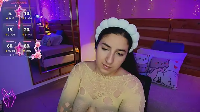 ambar lover online show from November 2025 08:53:02 PM