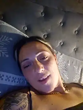 Snapshot of passioneeterna chatting on September 2025 09:48:02 PM passioneeterna online show from September 2025 09:48:02 PM