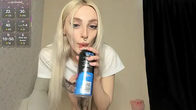 succubantra online show from February 2026 12:50:02 PM