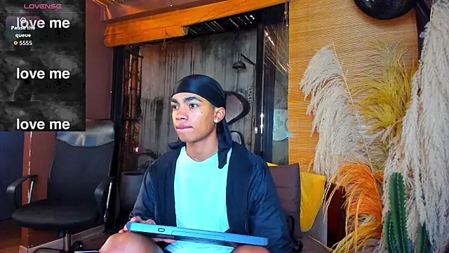 AlanCutee online show from January 2026 11:23:02 AM