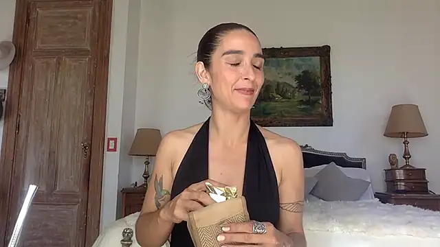 venuslibre online show from October 2025 01:20:01 PM