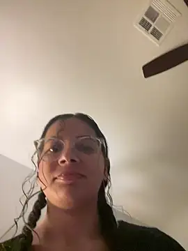 vixxnovalee online show from February 2026 10:04:01 AM