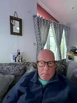 philefc online show from November 2025 04:05:01 PM