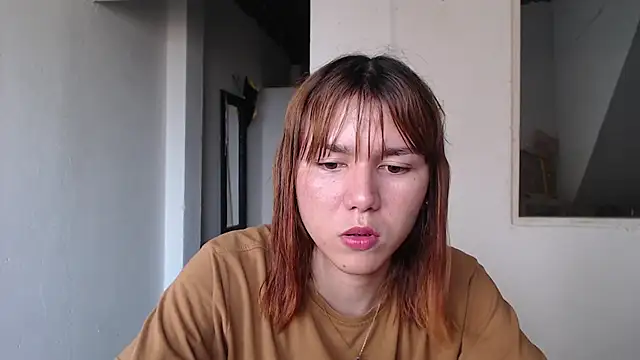 Dolly Peach  online show from September 2025 09:14:02 PM