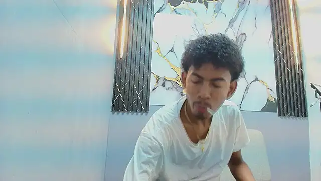 FYKMOR 1 online show from November 2025 07:35:02 PM