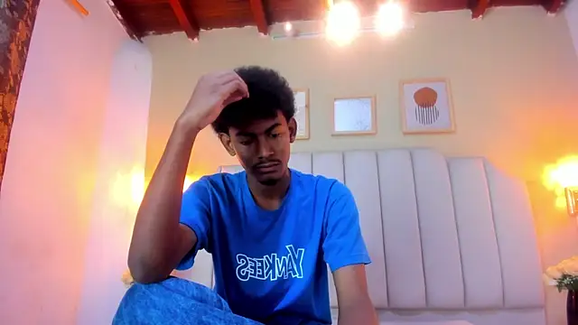 FYKMOR 1 online show from November 2025 08:01:01 PM