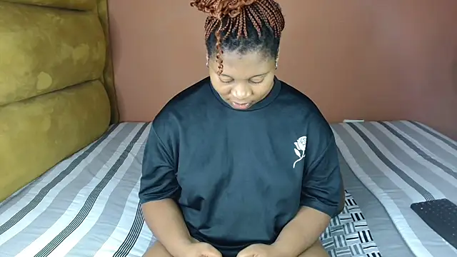 Snapshot of SexxyAddiict chatting on February 2026 03:54:02 PM SexxyAddiict online show from February 2026 03:54:02 PM