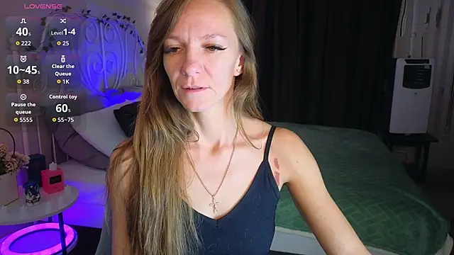 Jesica mooon online show from November 2025 01:25:02 AM