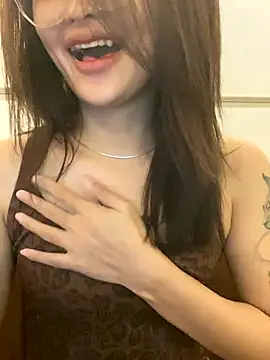   BabyShowPublic   online show from October 2025 11:11:01 AM