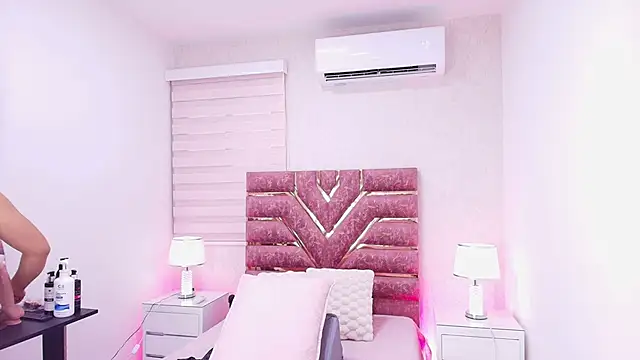 emma madi online show from January 2026 11:58:01 AM