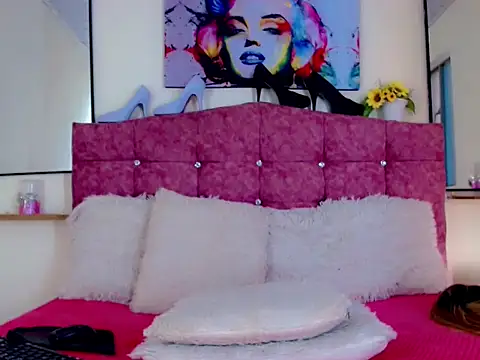 Snapshot of Lesly_Zafiro- chatting on September 2025 05:13:01 PM Lesly Zafiro- online show from September 2025 05:13:01 PM