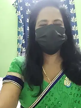 mallu-lover online show from September 2025 01:05:02 PM