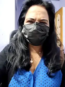 mallu-lover online show from October 2025 12:55:01 AM