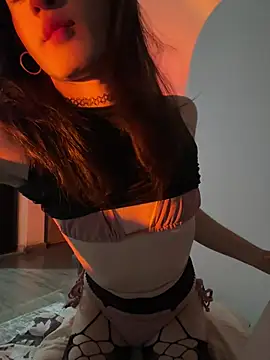 Snapshot of Lilith_Sex12 chatting on May 2026 04:54:01 AM Lilith Sex12 online show from May 2026 04:54:01 AM