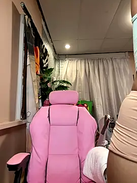 Kath C online show from November 2025 05:28:02 AM