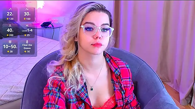 Snapshot of PrincessSlay chatting on September 2025 05:22:01 AM PrincessSlay online show from September 2025 05:22:01 AM
